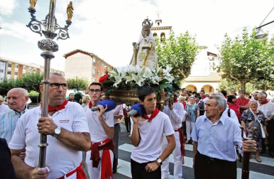 Fotos de la procesión del 15 de agosto de fiestas de Burlada