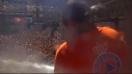 Miles de personas celebran la tradicional Fiesta del Agua en Vilagarcía de Arousa