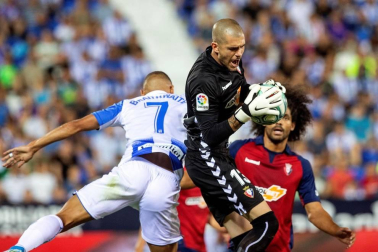 Victoria de Osasuna que sabe a gloria en Butarque en un partido duro, tosco, plagado de interrupciones, pero que se salda de la mejor manera para los rojillos.