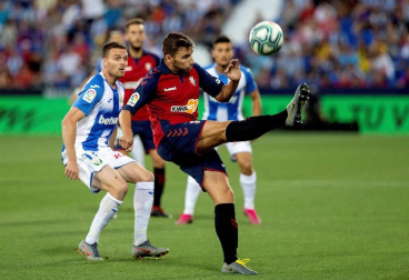 Victoria de Osasuna que sabe a gloria en Butarque en un partido duro, tosco, plagado de interrupciones, pero que se salda de la mejor manera para los rojillos.