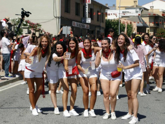 Todas las fotos del cohete de fiestas Valtierra 2019