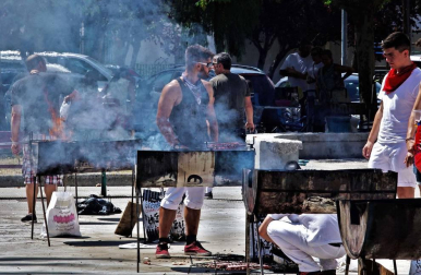 Todas las fotos de la costillada de Fiestas de Burlada 2019 en Diario de Navarra
