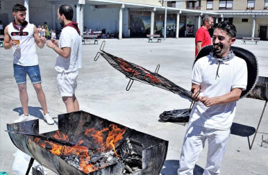 Todas las fotos de la costillada de Fiestas de Burlada 2019 en Diario de Navarra