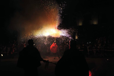 Todas las fotos de los Correfoc en la Plaza de Navarra de las Fiestas de Tafalla 2019 en el Diario de Navarra