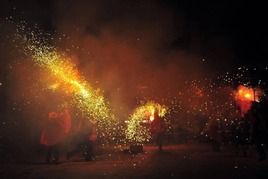 Todas las fotos de los Correfoc en la Plaza de Navarra de las Fiestas de Tafalla 2019 en el Diario de Navarra