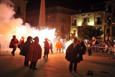 Todas las fotos de los Correfoc en la Plaza de Navarra de las Fiestas de Tafalla 2019 en el Diario de Navarra
