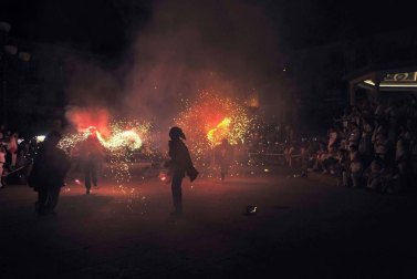 Todas las fotos de los Correfoc en la Plaza de Navarra de las Fiestas de Tafalla 2019 en el Diario de Navarra