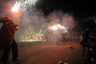 Todas las fotos de los Correfoc en la Plaza de Navarra de las Fiestas de Tafalla 2019 en el Diario de Navarra