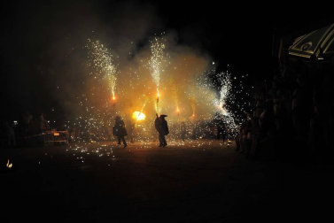 Todas las fotos de los Correfoc en la Plaza de Navarra de las Fiestas de Tafalla 2019 en el Diario de Navarra