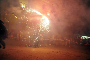 Todas las fotos de los Correfoc en la Plaza de Navarra de las Fiestas de Tafalla 2019 en el Diario de Navarra