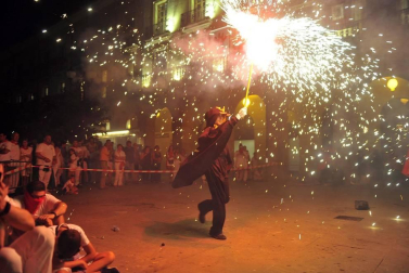 Todas las fotos de los Correfoc en la Plaza de Navarra de las Fiestas de Tafalla 2019 en el Diario de Navarra