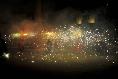 Todas las fotos de los Correfoc en la Plaza de Navarra de las Fiestas de Tafalla 2019 en el Diario de Navarra