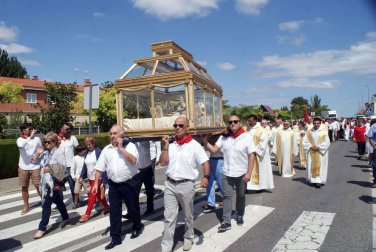 Todas las fotos de la procesión de San Bernardo de Fiestas de Tulebra 2019 en el Diario de Navarra