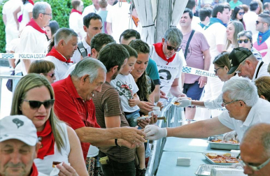 Fotos del cohete de fiestas de Noáin
