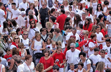 Fotos del cohete de fiestas de Noáin