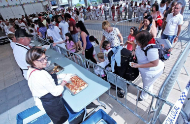 Fotos del cohete de fiestas de Noáin