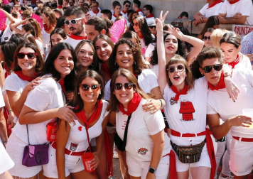 Todas las fotos del cohete de Fiestas de Ribaforada 2019 en honor a San Bartolomé en el Diario de Navarra
