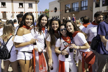 Galería de fotos del primer día de las fiestas de Sesma 2019.