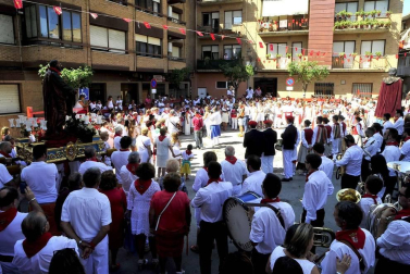 Galería de fotos de la procesión de fiestas de Marcilla 2019, el 24 de agosto