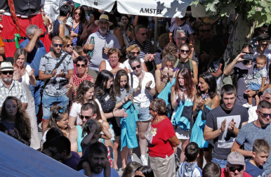Todas las fotos del cohete de fiestas Lakuntza 2019