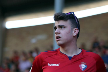 Fotos del búscate en la grada del Osasuna - Eibar