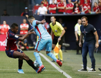 Todas las fotos del Osasuna - Eibar disputado en El Sadar.