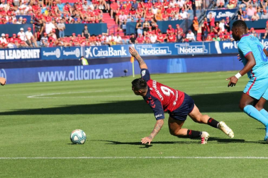 Todas las fotos del Osasuna - Eibar disputado en El Sadar.