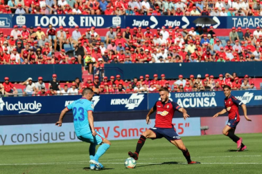 Todas las fotos del Osasuna - Eibar disputado en El Sadar.