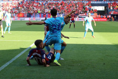 Todas las fotos del Osasuna - Eibar disputado en El Sadar.