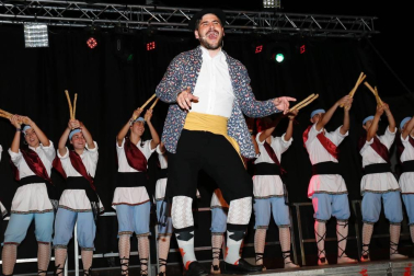 todas las fotos del Paloteado de fiestas de Ribaforada 2019