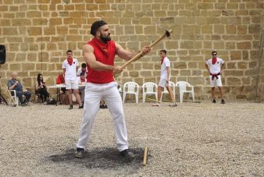 Galería de fotos del lanzamiento de 'rabiosa' de fiestas de Marcilla 2019