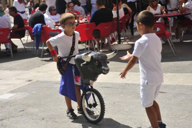 Galería de fotos del lanzamiento de 'rabiosa' de fiestas de Marcilla 2019