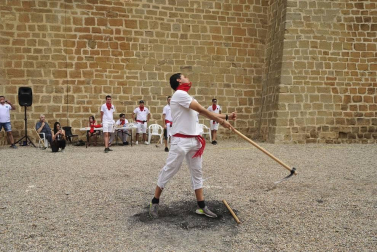 Galería de fotos del lanzamiento de 'rabiosa' de fiestas de Marcilla 2019