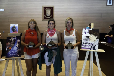 Todas las fotos del cohete anunciador de las fiestas de Berriozar 2019, lanzado por la Asocación de Amigos del Sáhara.