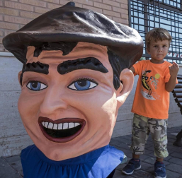 Todas las fotos del cohete de fiestas de Sesma 2019, en el que los benjamines de la quinta de 2011 fueron protagonistas.