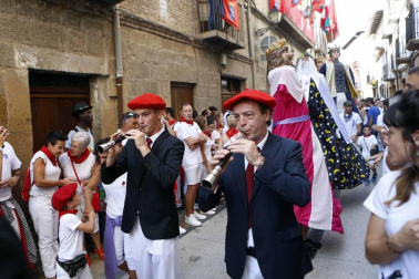 Todas las fotos del cohete de fiestas de Lumbier 2019