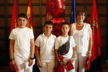 Todas las fotos del cohete de fiestas de Lumbier 2019