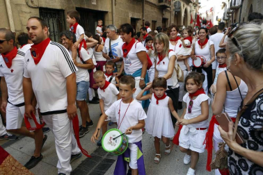 Todas las fotos del cohete de fiestas de Lumbier 2019
