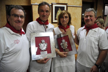 Todas las fotos del cohete de fiestas de Peralta 2019, en el que decenas de vecinos se dieron cita en la plaza de la localidad navarra para dar la bienvenida a nueve días de fiesta en honor a la Virgen de Nieva.