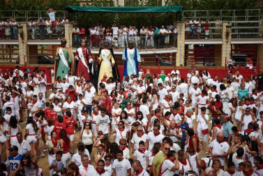 Todas las fotos del chupinazo de fiestas de Caparroso 2019