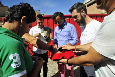 Todas las fotos del encierro del día 3 de septiembre de fiestas de Peralta y del sorteo de los toros