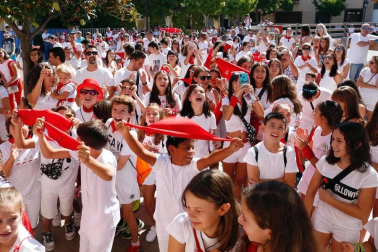 Todas las fotos del cohete de fiestas de Fontellas 2019