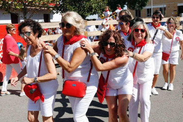 Todas las fotos del cohete de fiestas de Fontellas 2019