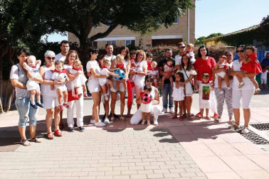 Todas las fotos del cohete de fiestas de Fontellas 2019