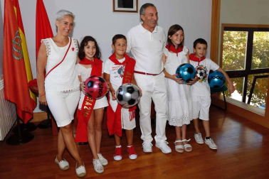 Todas las fotos del cohete de fiestas de Fontellas 2019
