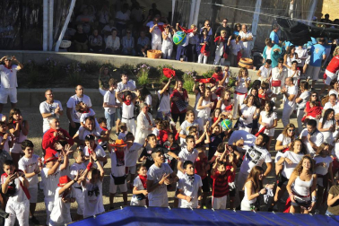 Todas las fotos del cohete de fiestas de Garínoain 2019 en Diario de Navarra