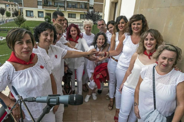 Todas las fotos del cohete de fiestas de Ayegui 2019