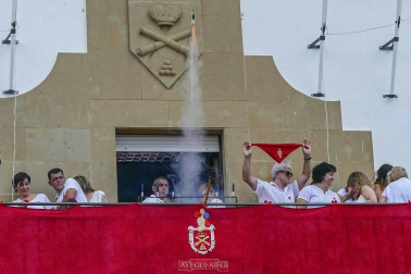 Todas las fotos del cohete de fiestas de Ayegui 2019