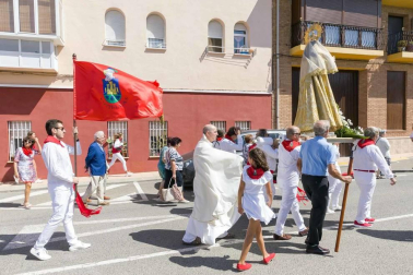 Todas las fotos de la procesión de fiestas de Fontellas 2019