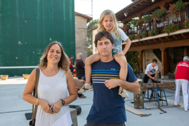 El viernes 30 de agosto, primer día de fiestas de Sorauren, las cuadrillas disfrutaron de una divertida competición de herri kirolak que se desarrolló en el frontón de la localidad. Los festejos se prolongaron hasta el lunes 2 de septiembre.